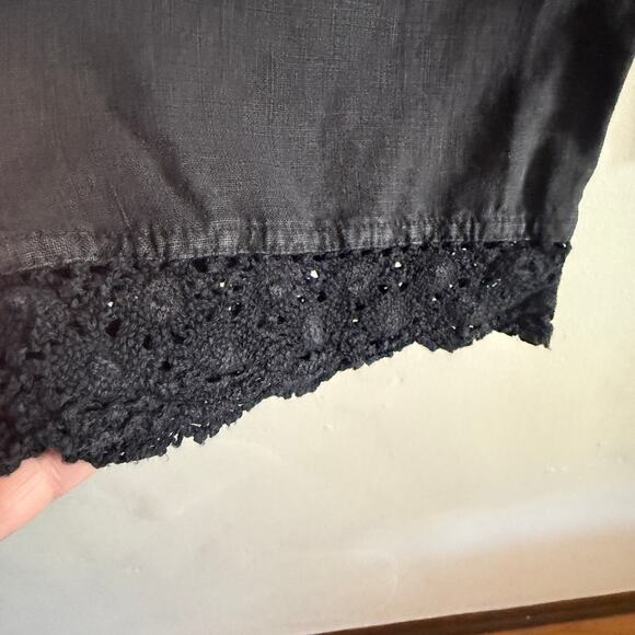 RUSS BERENS Malibu | 90s Vintage Black Linen Lace Trim Cropped Pants | Small - Picture 4 of 6